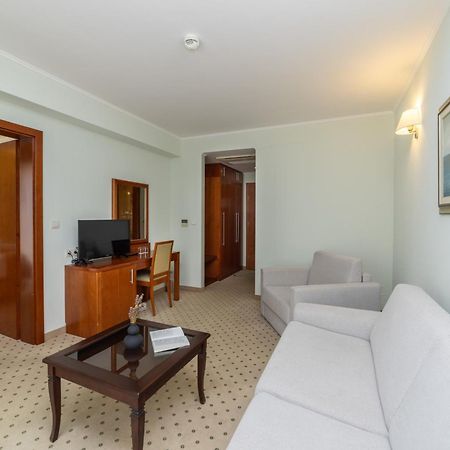Hotel Bella Vista Drvenik  Luaran gambar