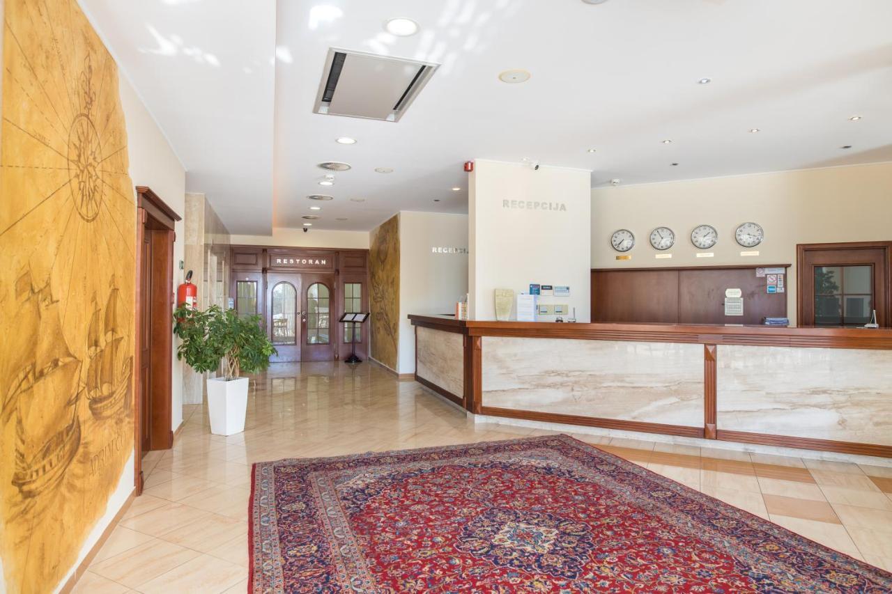 Hotel Bella Vista Drvenik  Luaran gambar