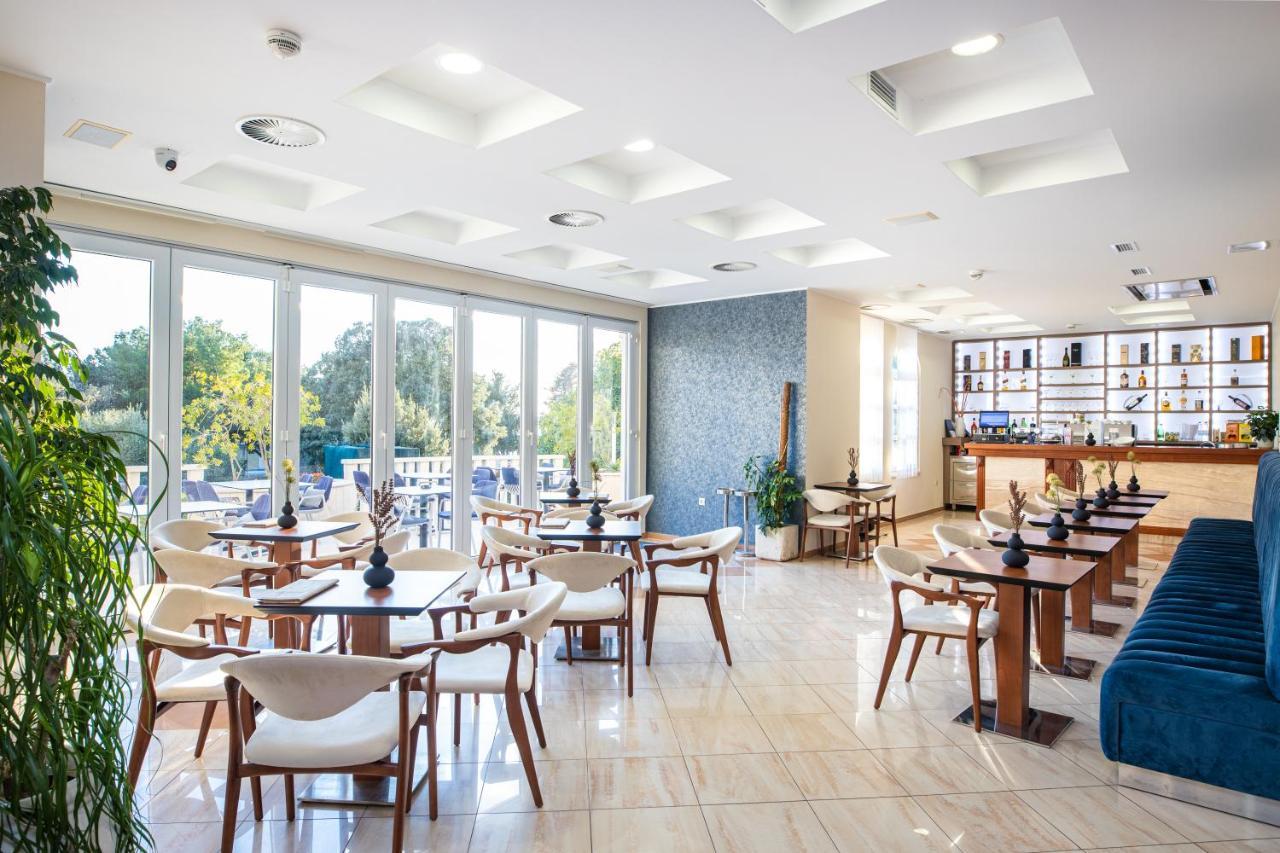 Hotel Bella Vista Drvenik  Luaran gambar