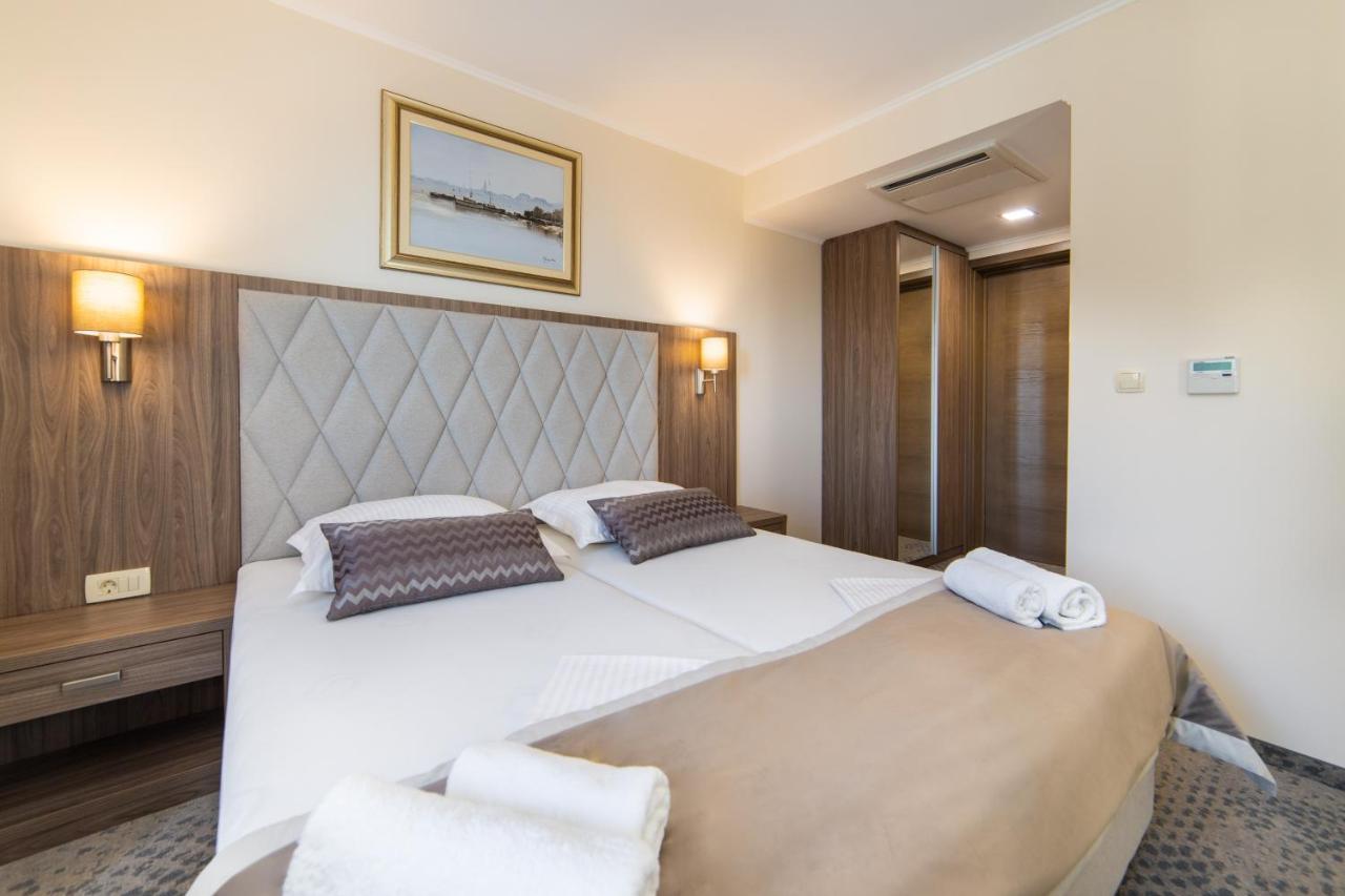 Hotel Bella Vista Drvenik  Luaran gambar