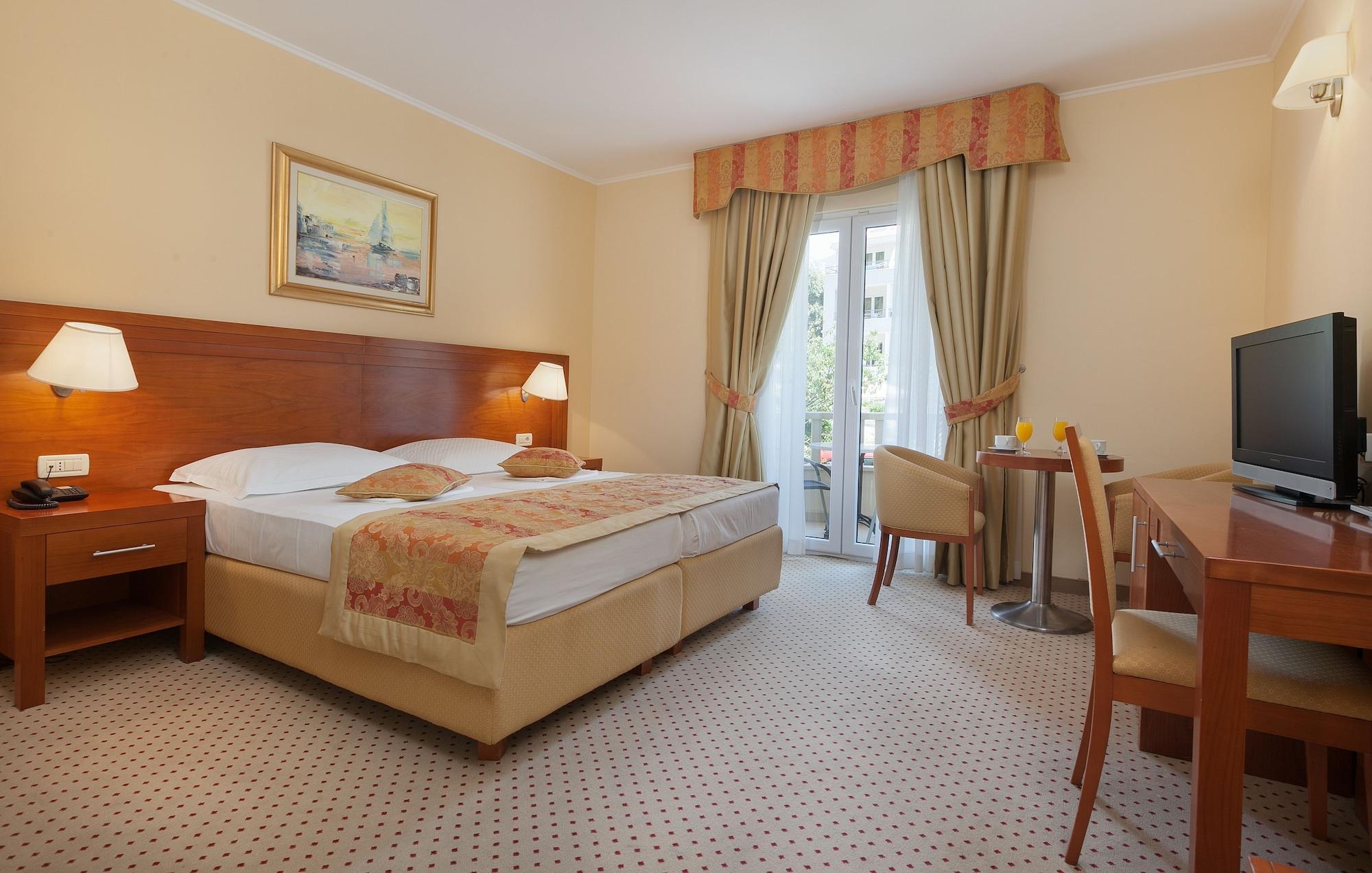 Hotel Bella Vista Drvenik  Luaran gambar