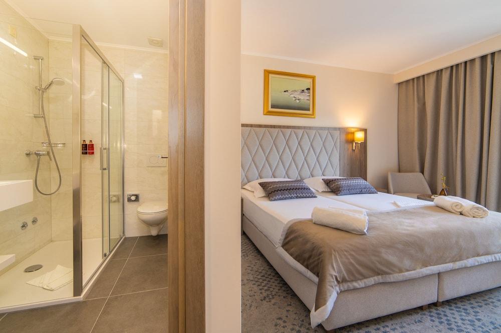 Hotel Bella Vista Drvenik  Luaran gambar
