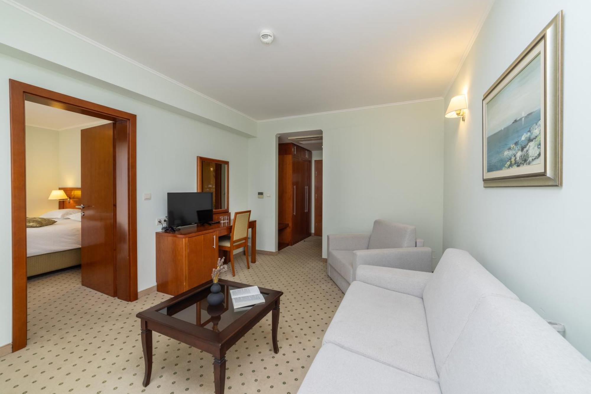 Hotel Bella Vista Drvenik  Luaran gambar