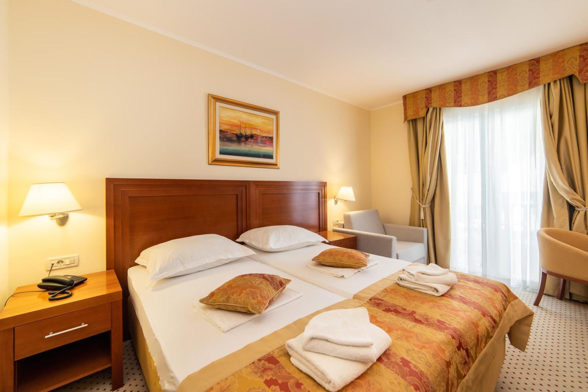 Hotel Bella Vista Drvenik  Luaran gambar